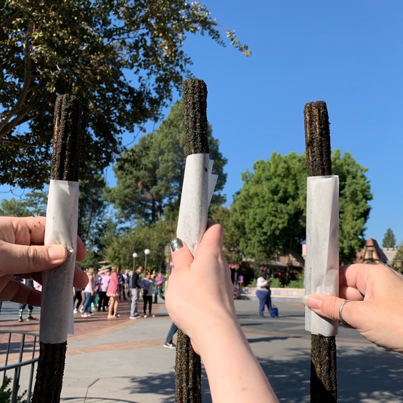 Meet your Posher, Erin - Picture 3 of 3